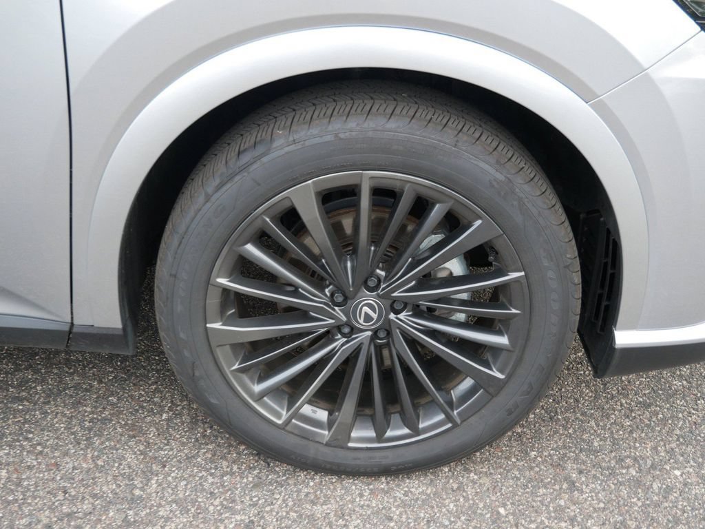 Certified 2025 Lexus RX 350h w/ Accessory Package AWD/4WD image 8