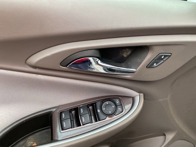 Used 2023 Chevrolet Malibu LT image 42