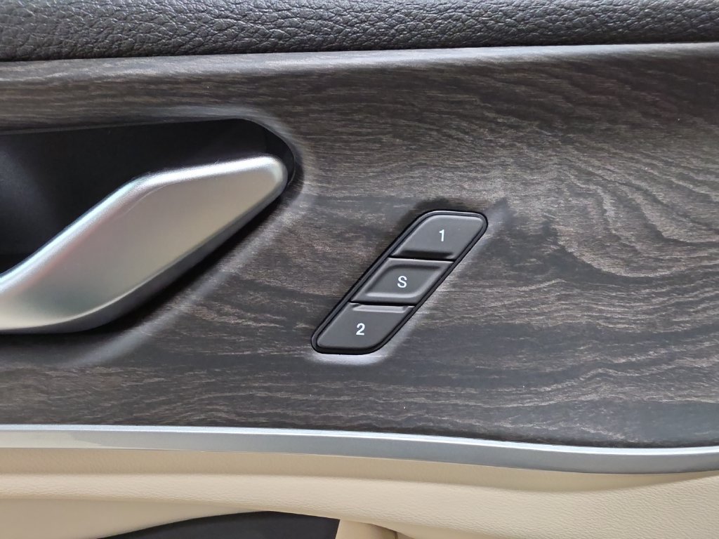 New 2027 Jeep Grand Cherokee Limited AWD/4WD image 14