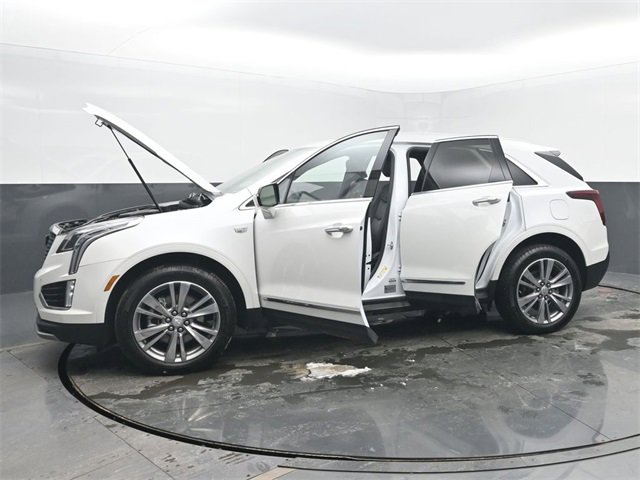 Certified 2025 Cadillac XT5 Premium Luxury image 55