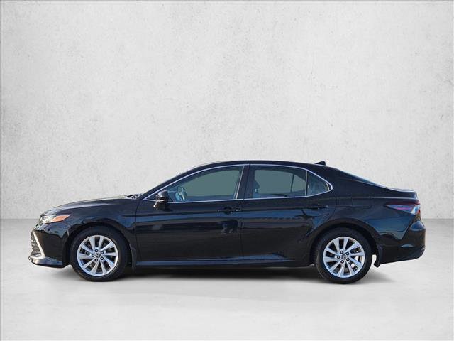 Used 2022 Toyota Camry LE image 8