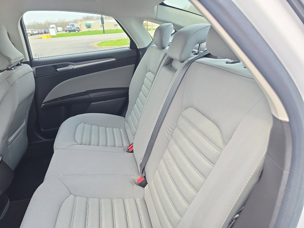 Used 2015 Ford Fusion S image 14