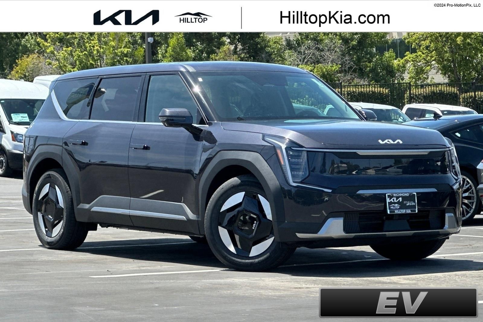 New 2026 Kia EV9 Light RWD image 1