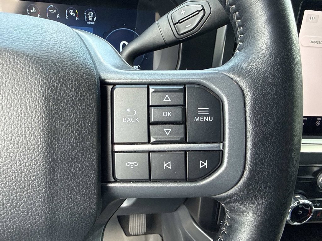 Used 2024 Ford F350 Lariat w/ Tremor Off-Road Package AWD/4WD image 30