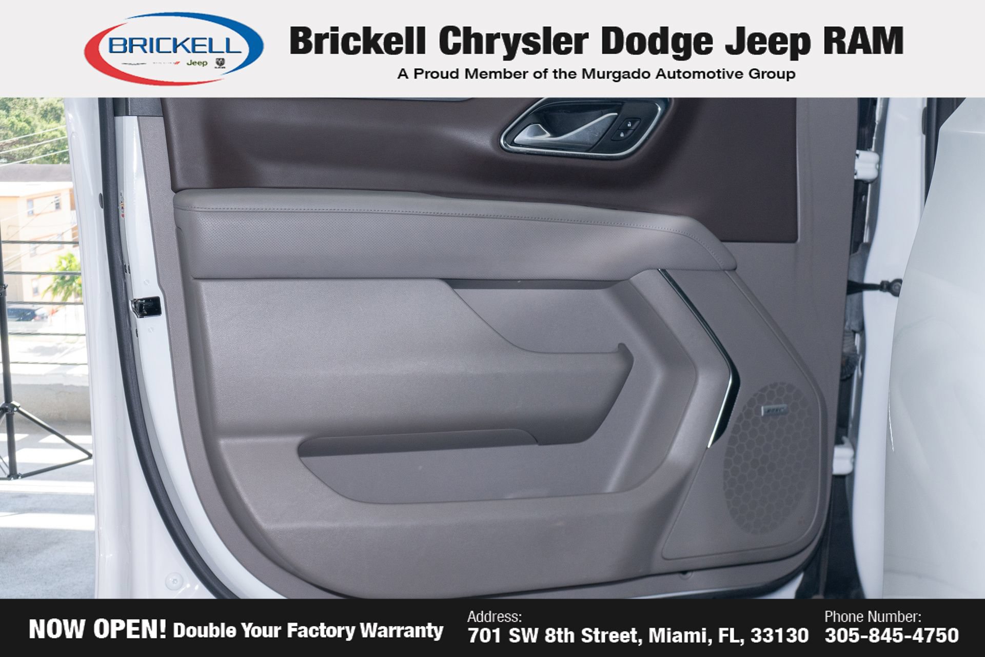 Used 2024 GMC Yukon XL SLT RWD image 10