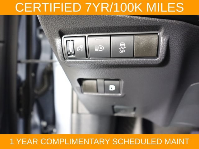 Used 2025 Toyota Corolla Cross AWD Hybrid image 20