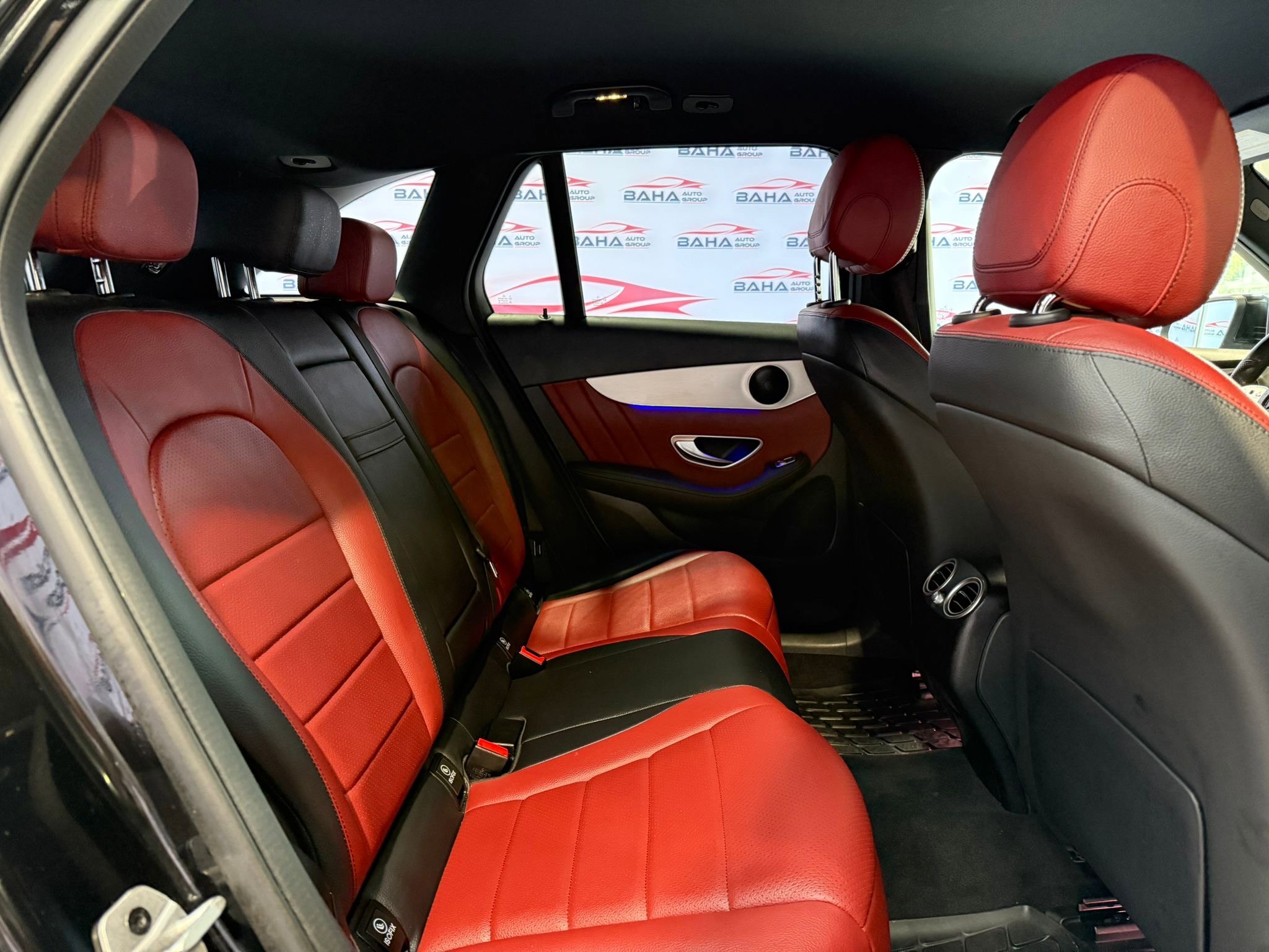 Used 2022 Mercedes-Benz GLC 300 4MATIC w/ AMG Line image 51