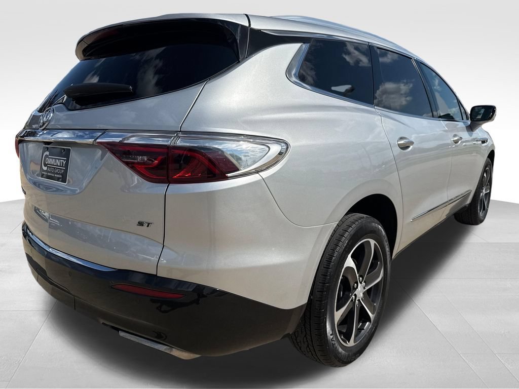 Certified 2022 Buick Enclave Essence w/ Experience Buick Package AWD/4WD image 6