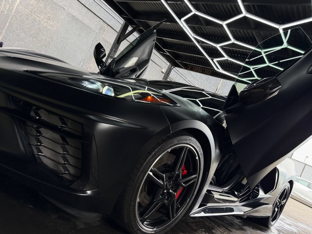 Used 2021 Chevrolet Corvette Stingray Premium Cpe w/ Z51 Performance Package RWD image 35