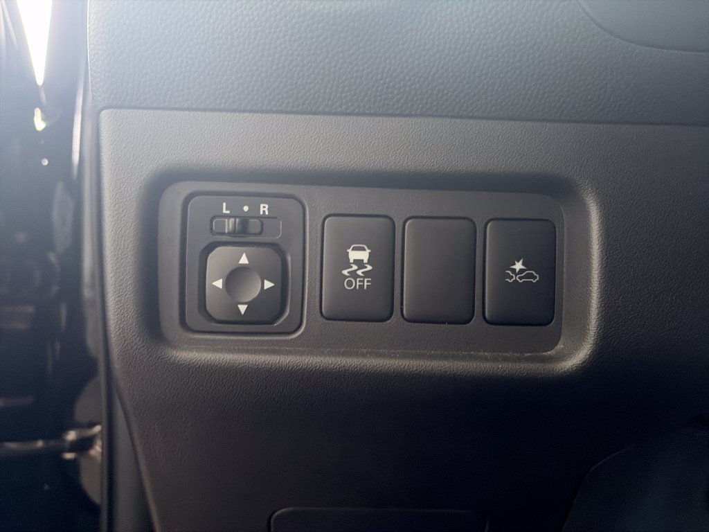 Used 2024 Mitsubishi Mirage ES FWD image 14
