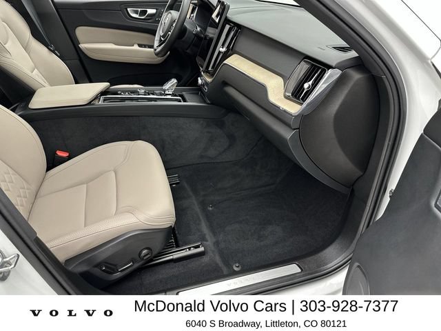 Used 2026 Volvo XC60 B5 Plus w/ Protection Package Premier AWD/4WD image 25