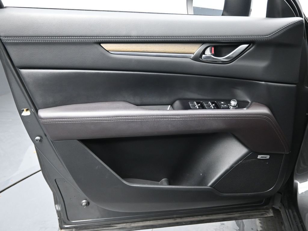 Used 2019 MAZDA CX-5 Signature image 29