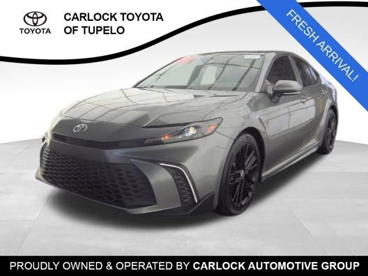 Used 2025 Toyota Camry SE w/ Convenience Package