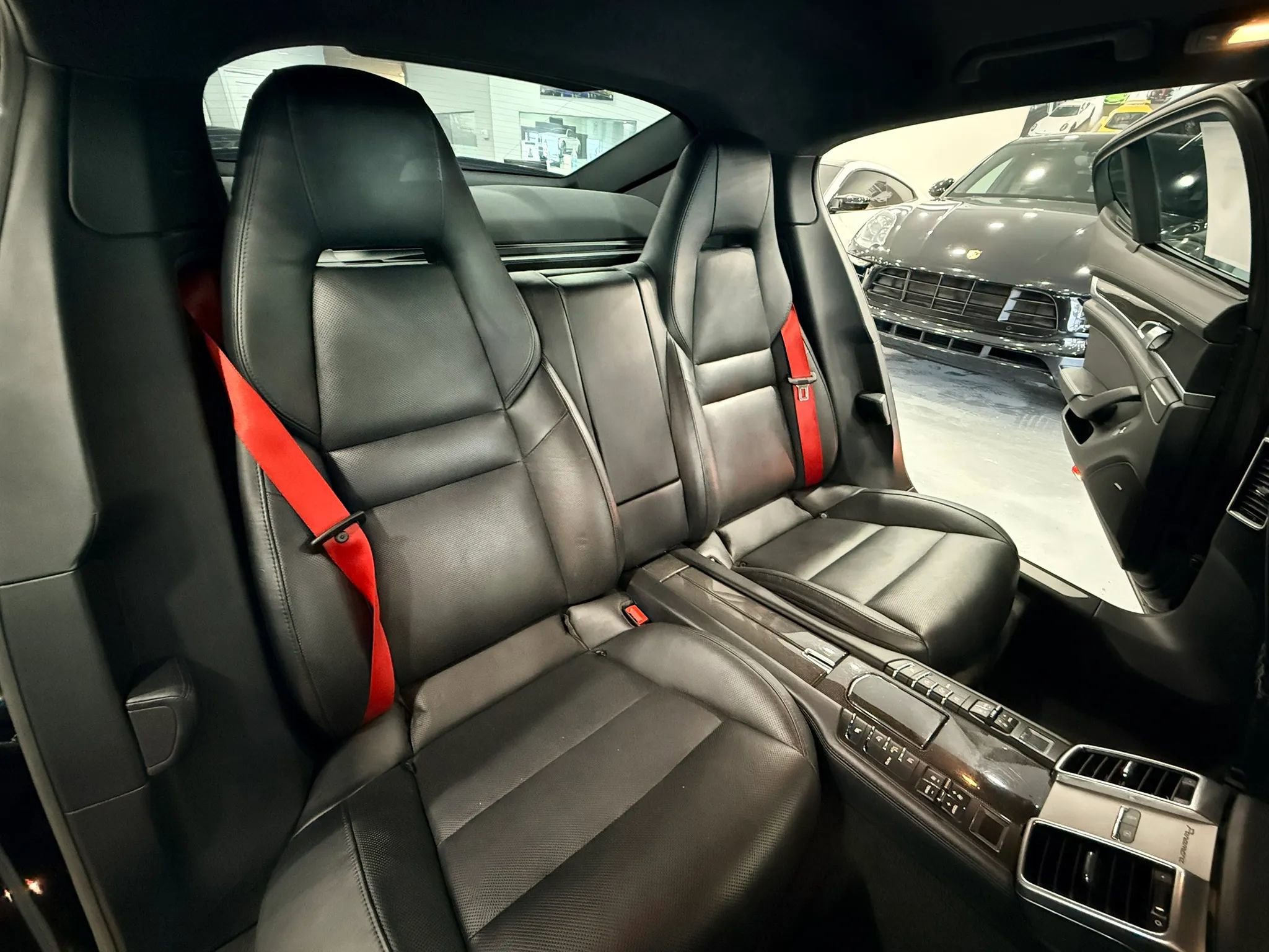 Used 2014 Porsche Panamera GTS w/ Premium Package Plus AWD/4WD image 14