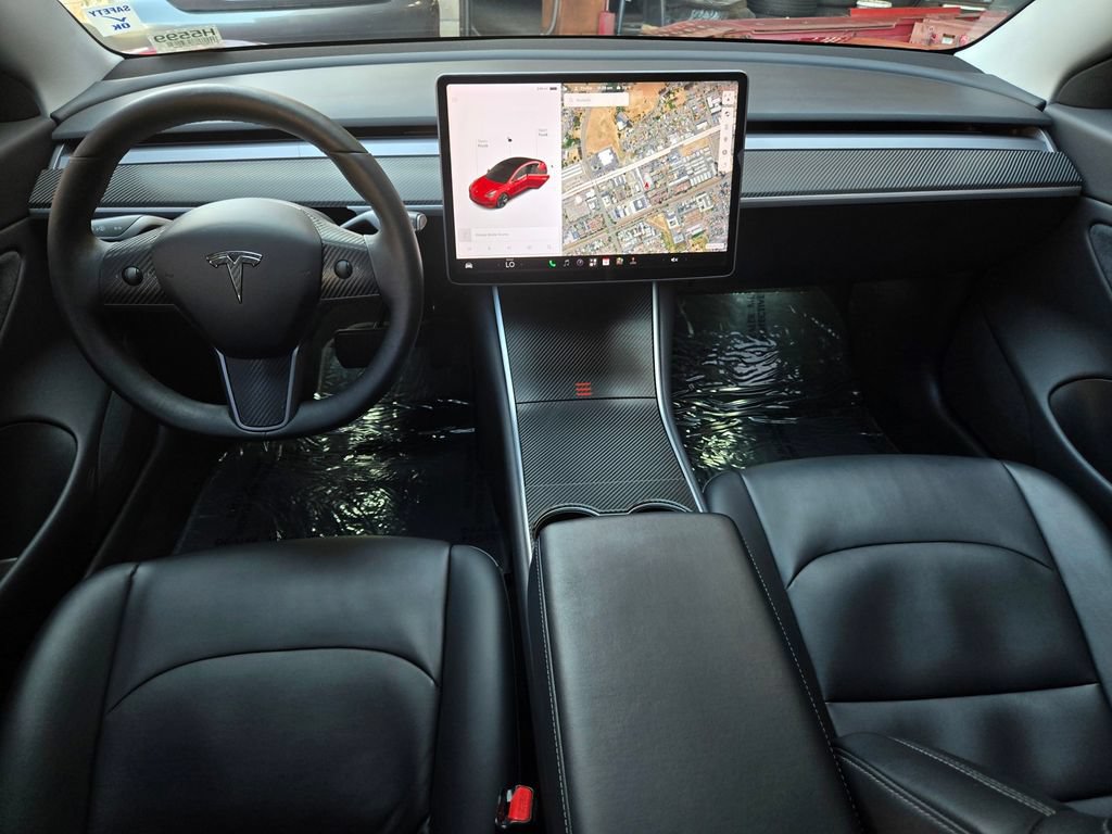 Used 2018 Tesla Model 3 Long Range RWD image 15