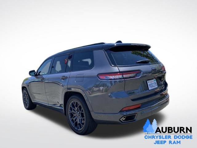 Used 2025 Jeep Grand Cherokee L Summit w/ Obsidian Package AWD/4WD image 5