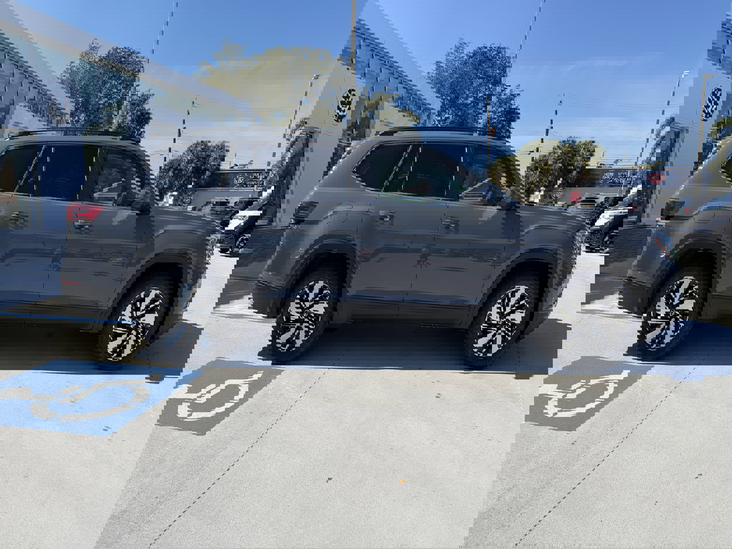 New 2026 Volkswagen Atlas SE video 2