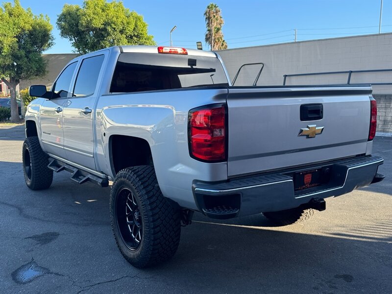 Used 2017 Chevrolet Silverado 1500 LT AWD/4WD image 12