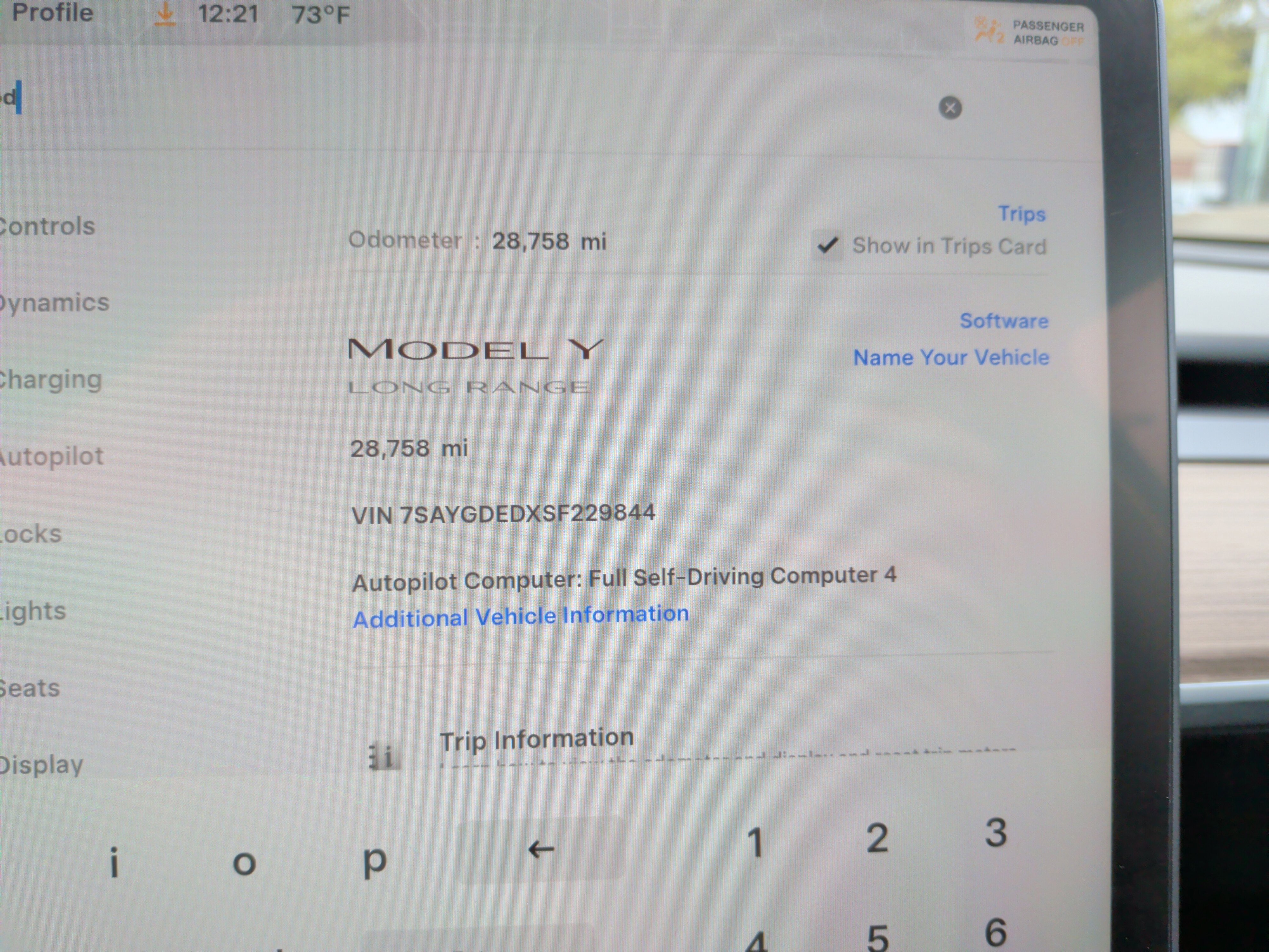 Used 2025 Tesla Model Y Long Range image 22