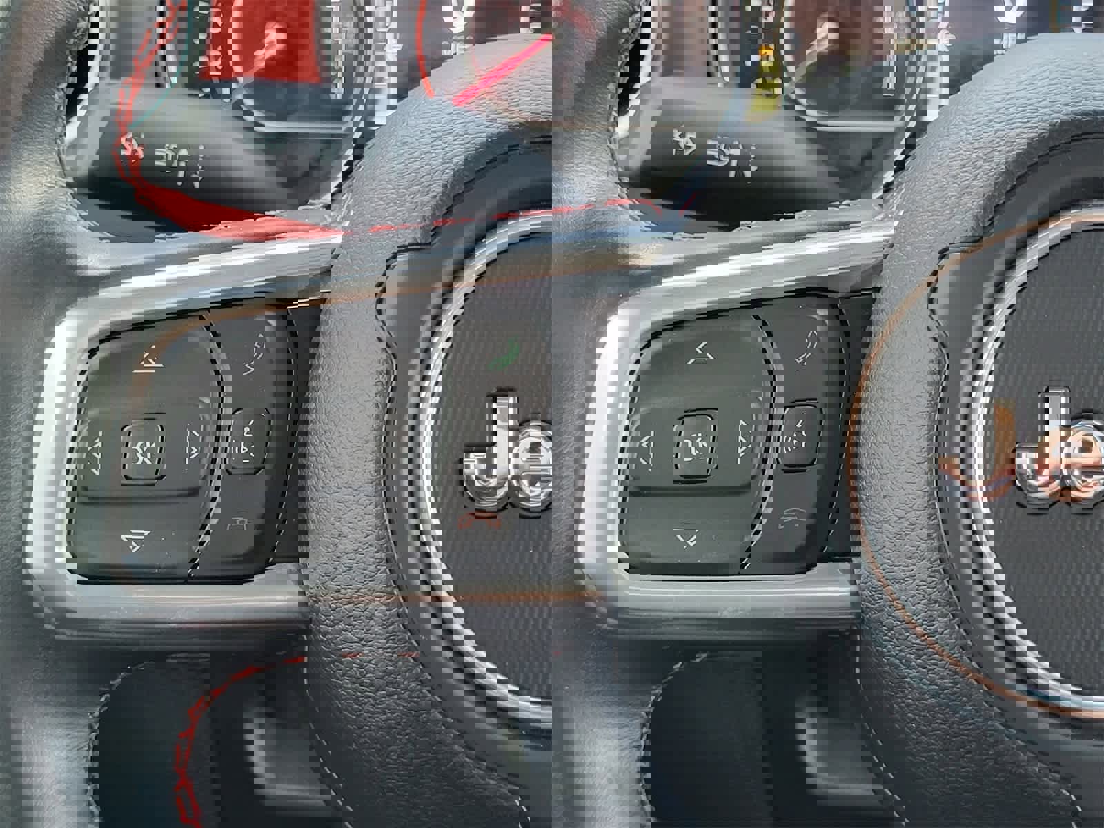 Used 2022 Jeep Gladiator Rubicon w/ Trailer Tow Package image 25