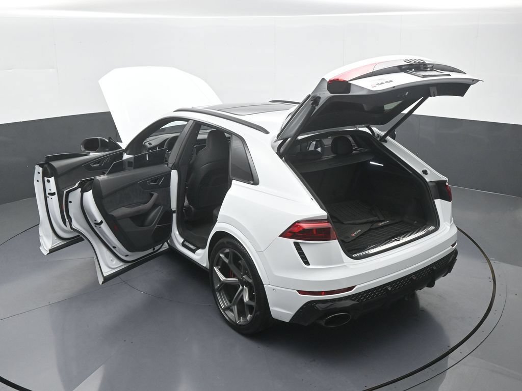Used 2026 Audi RS Q8 performance AWD/4WD image 85