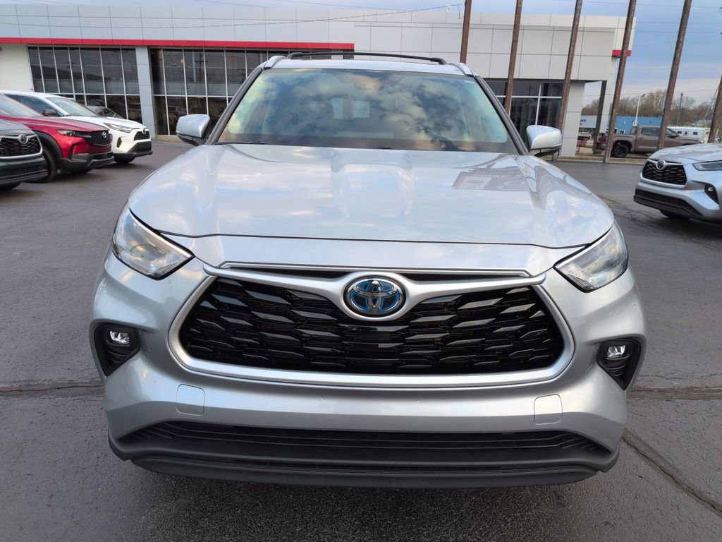 Used 2023 Toyota Highlander XLE image 8