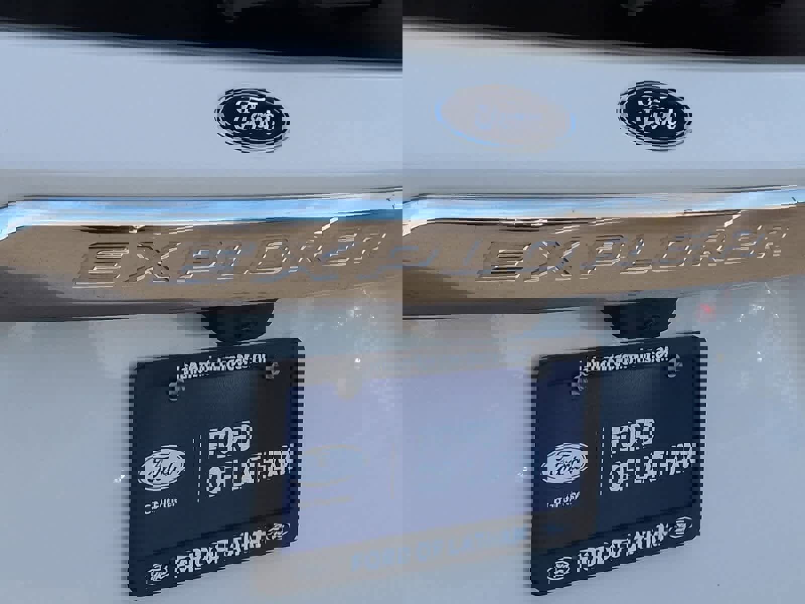 Certified 2023 Ford Explorer XLT w/ Equipment Group 202A image 13