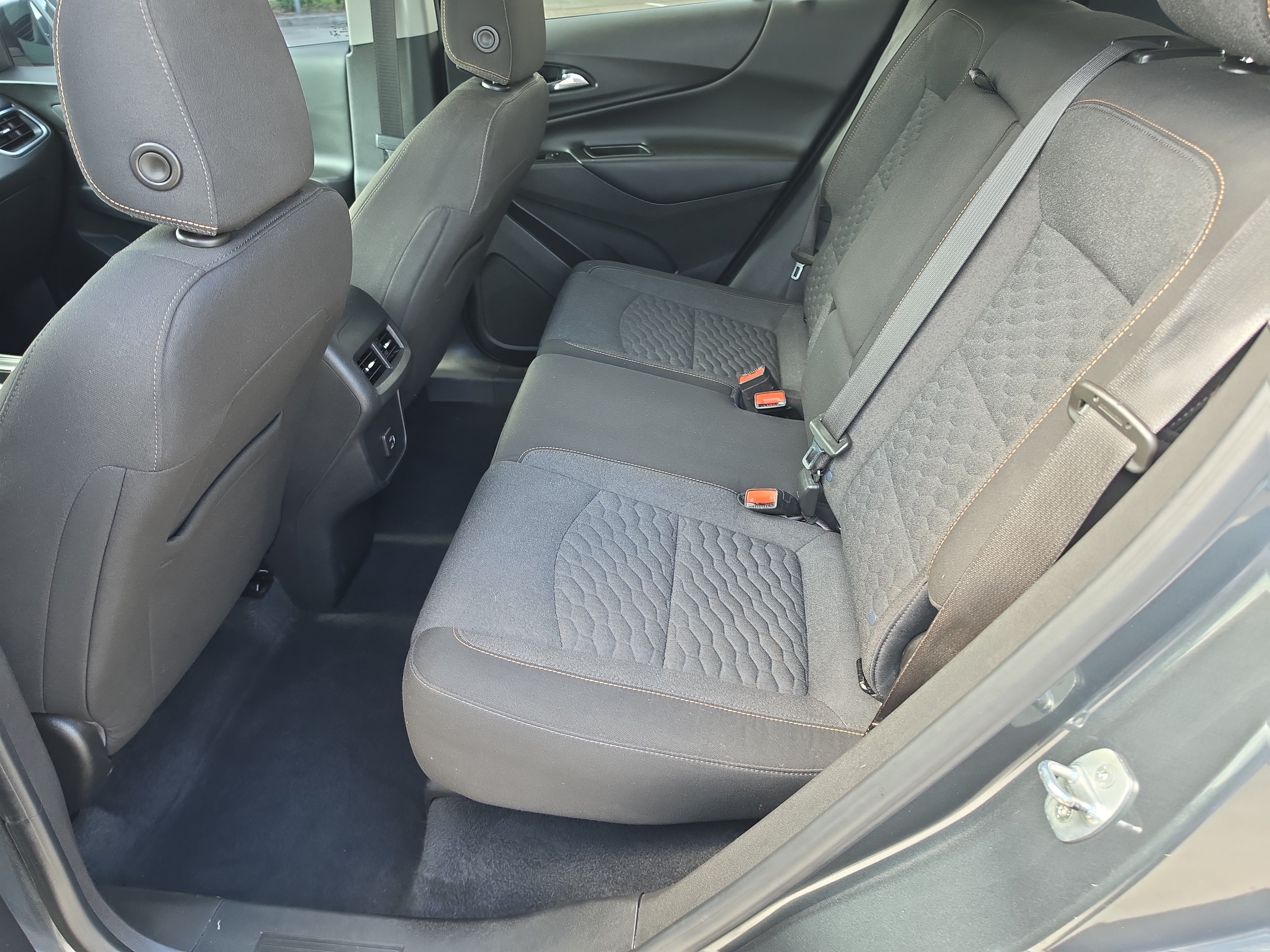 Used 2021 Chevrolet Equinox LT FWD image 17