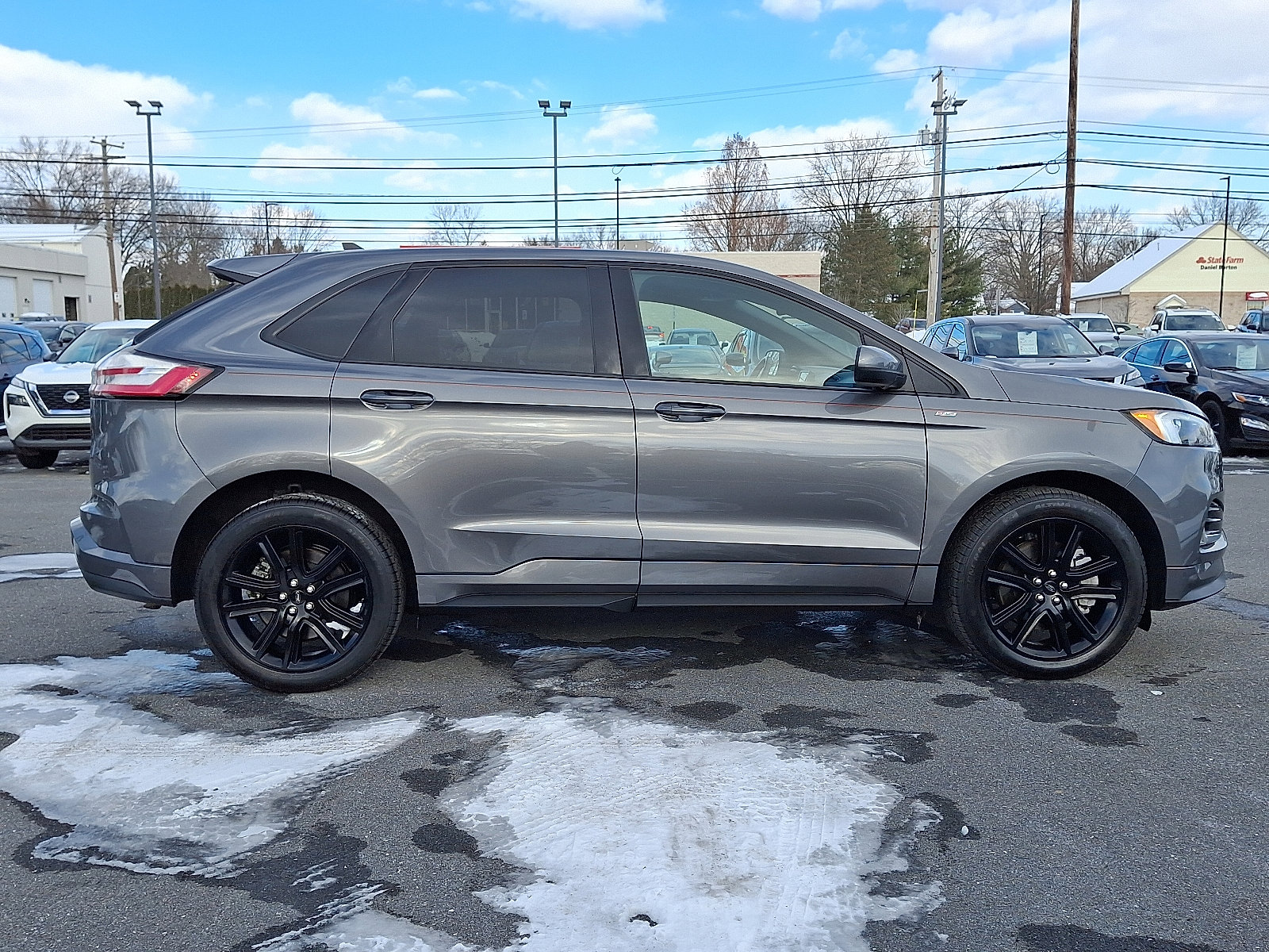 Used 2023 Ford Edge ST-Line image 9
