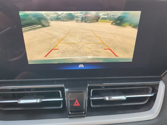 Used 2025 Chevrolet TrailBlazer LT AWD/4WD image 17