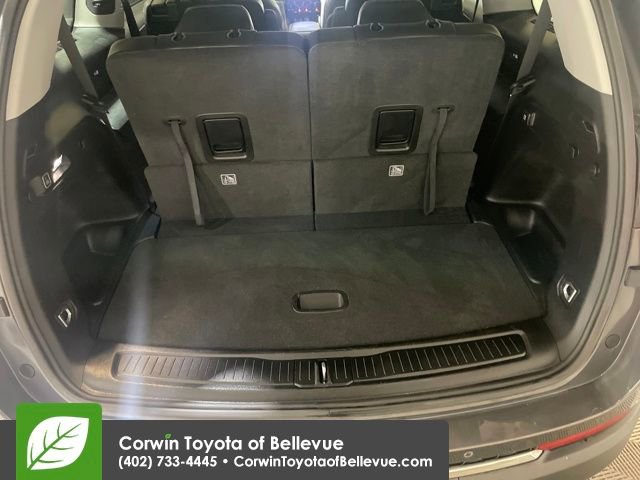 Used 2023 Jeep Grand Cherokee L Limited w/ Trailer Tow Group (B) image 34