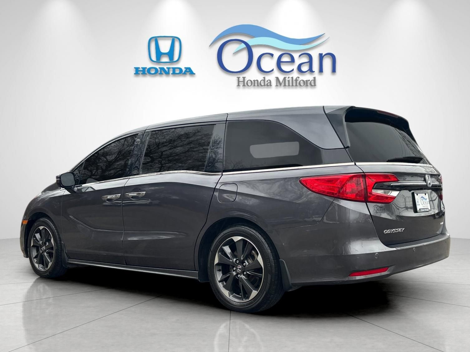 Used 2022 Honda Odyssey Elite image 5