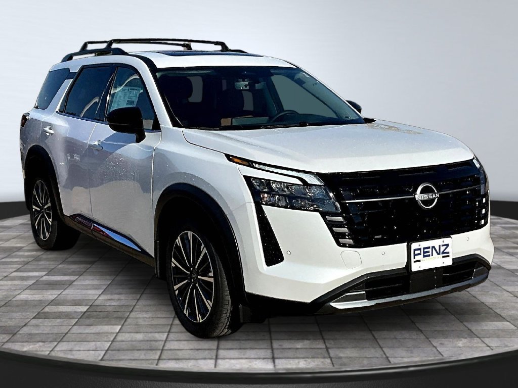 New 2026 Nissan Pathfinder Platinum w/ Cargo Package AWD/4WD image 2