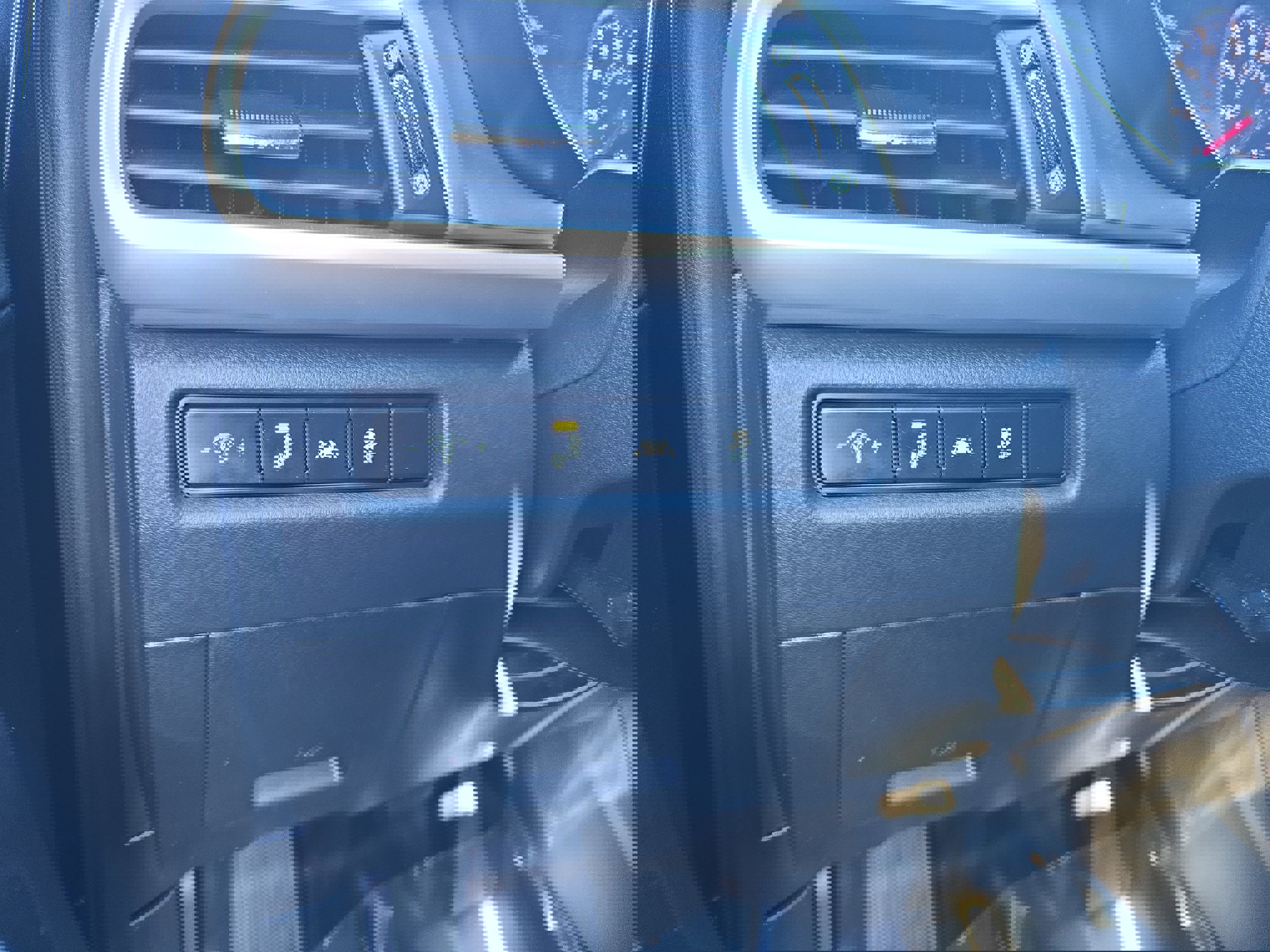 Used 2021 Kia Telluride S image 28