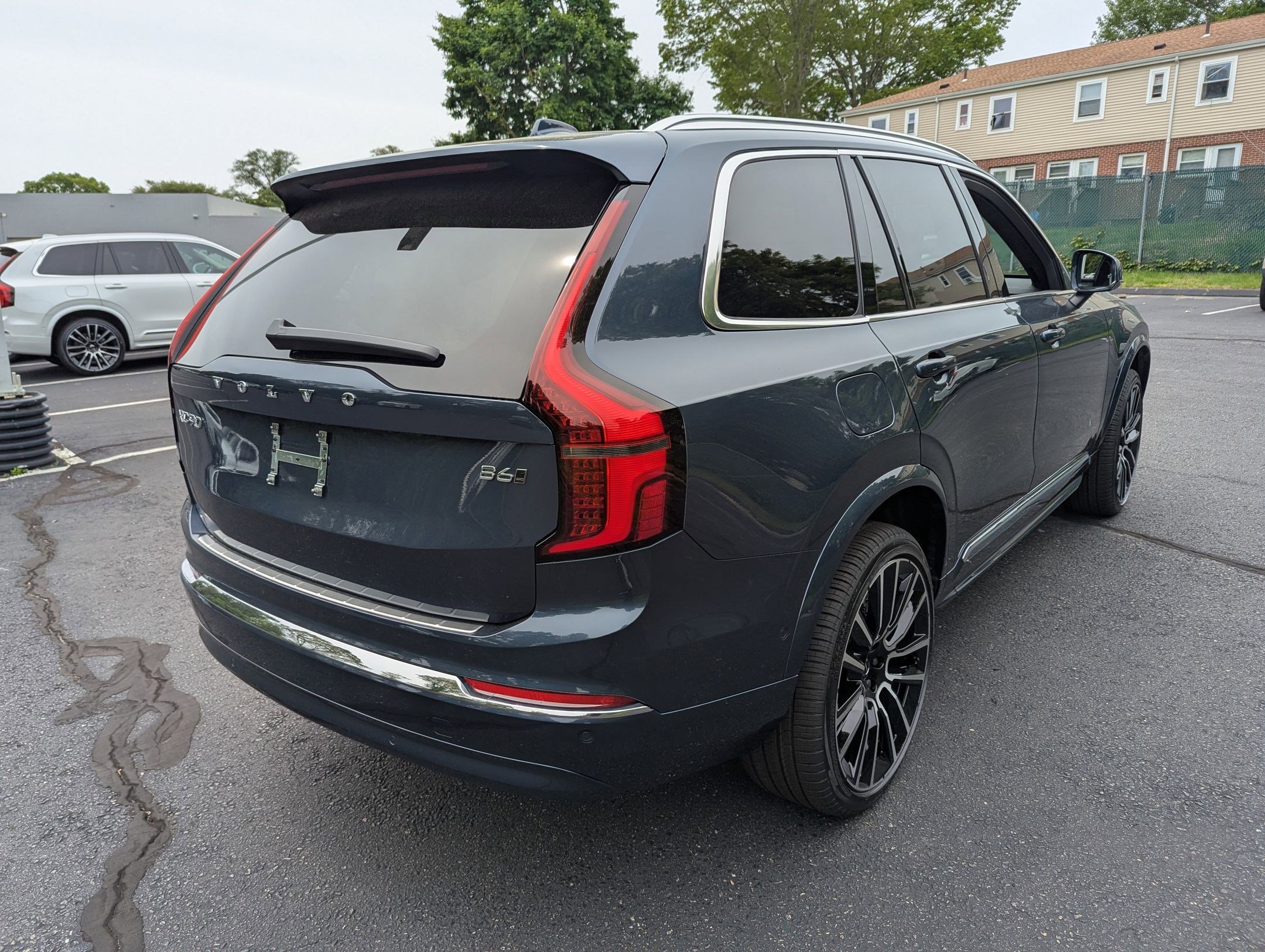 New 2025 Volvo XC90 B6 Ultra w/ Protection Package Premier image 4