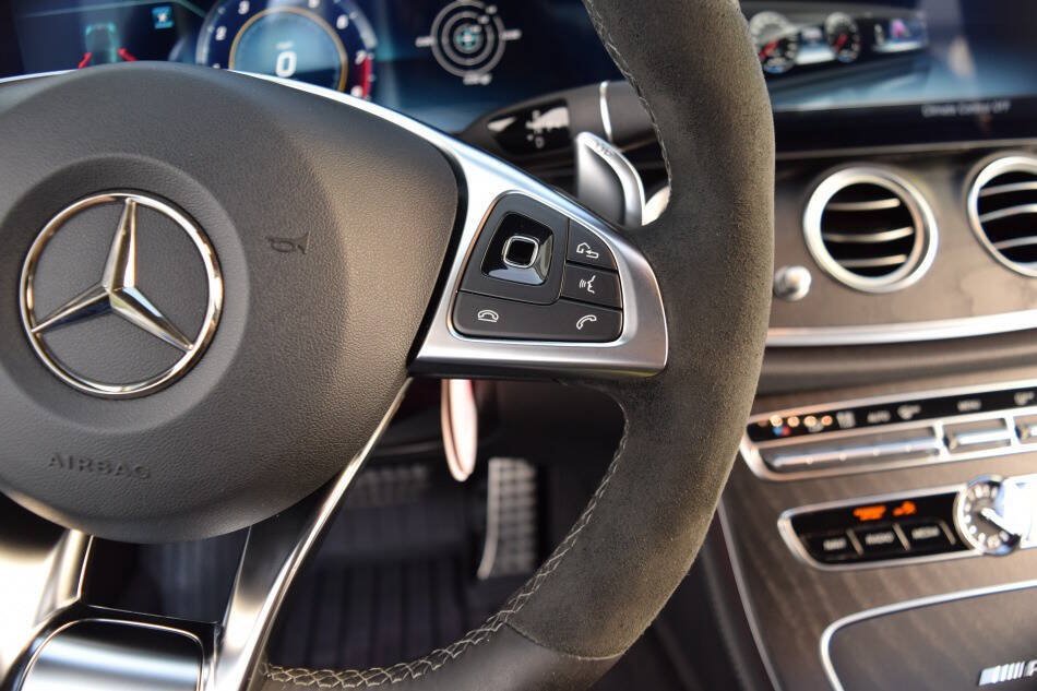 Used 2018 Mercedes-Benz E 63 AMG S image 68