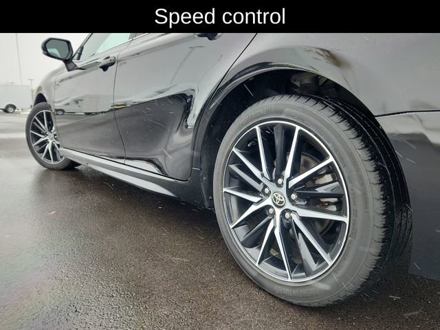Used 2023 Toyota Camry SE image 17