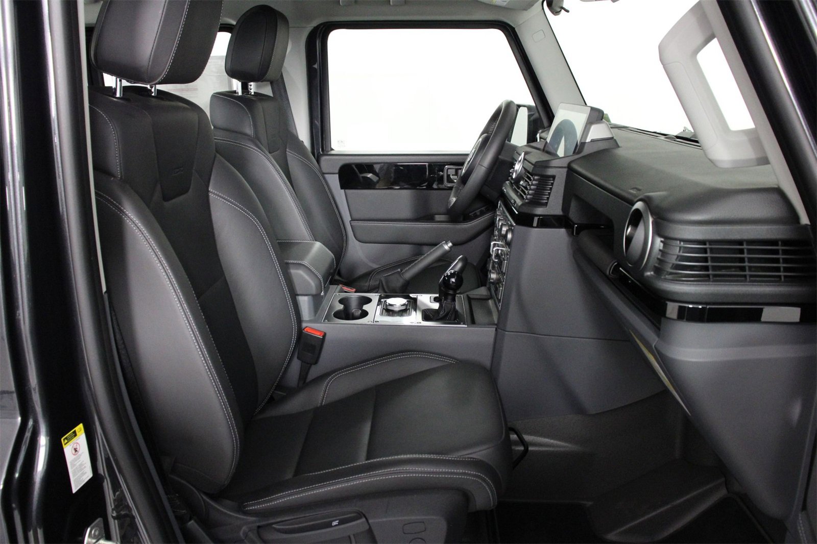 Used 2024 INEOS Grenadier Fieldmaster Edition image 28