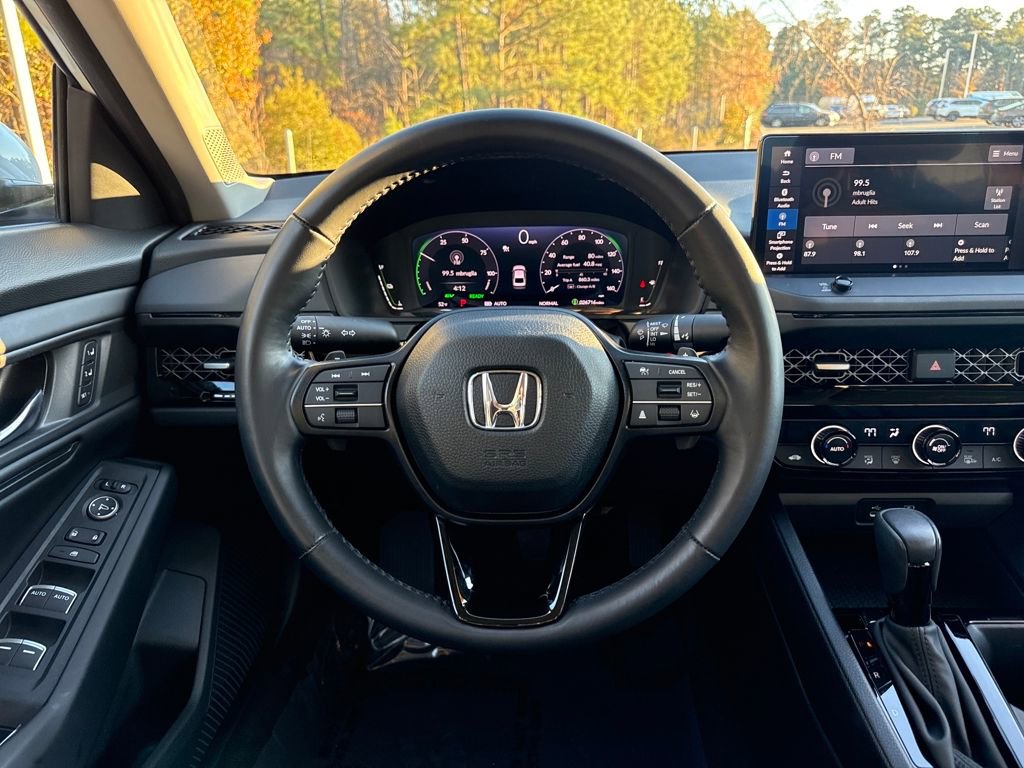 Used 2024 Honda Accord EX-L image 18