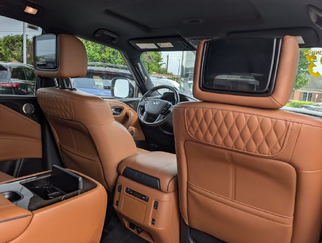 Used 2023 INFINITI QX80 Sensory w/ Cargo Package AWD/4WD image 12