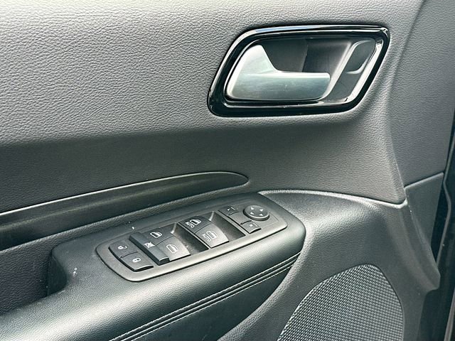 Used 2025 Dodge Durango AWD w/ Technology Group image 18