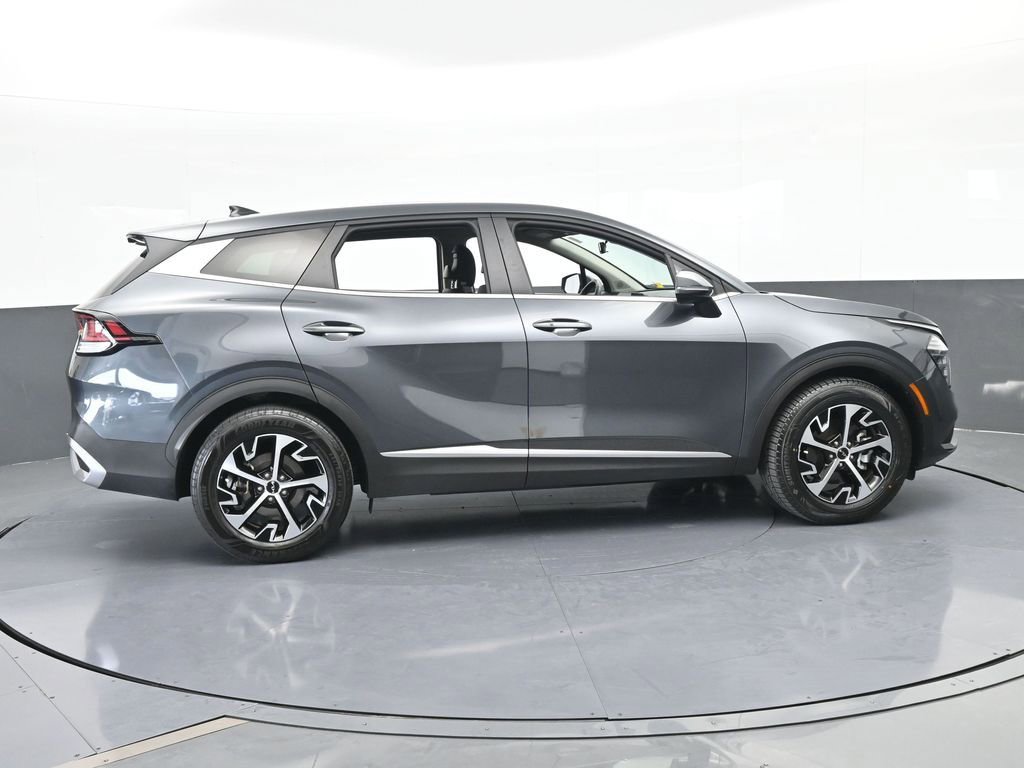 Used 2024 Kia Sportage EX image 7