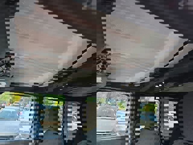 Used 2024 Jeep Wrangler Sport S image 32