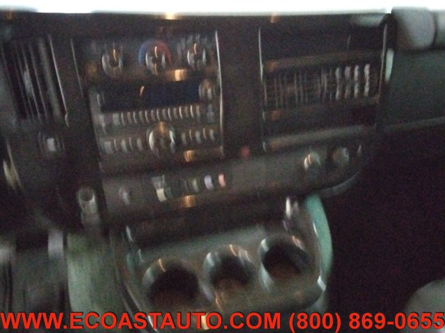 Used 2014 GMC Savana 2500 Extended RWD image 11