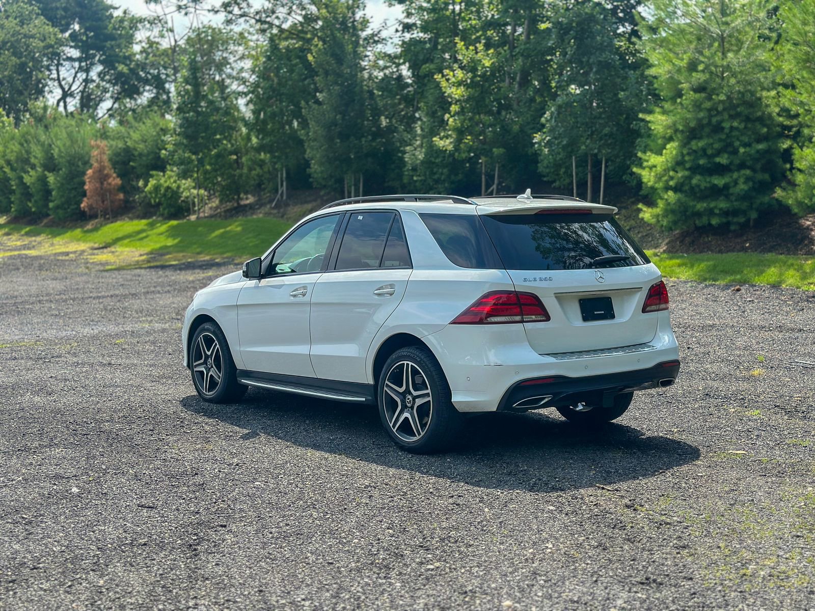 Used 2018 Mercedes-Benz GLE 350 w/ Premium 2 Package image 6