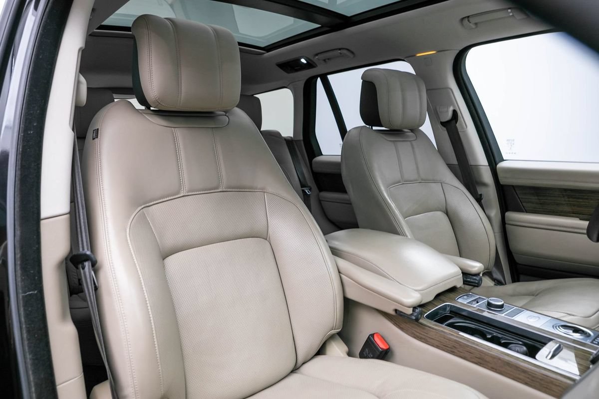 Used 2020 Land Rover Range Rover HSE AWD/4WD image 18