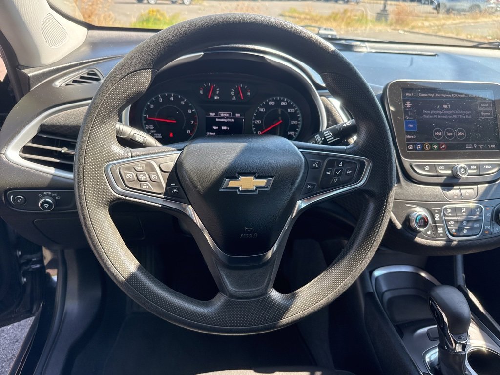 Used 2023 Chevrolet Malibu LT image 35