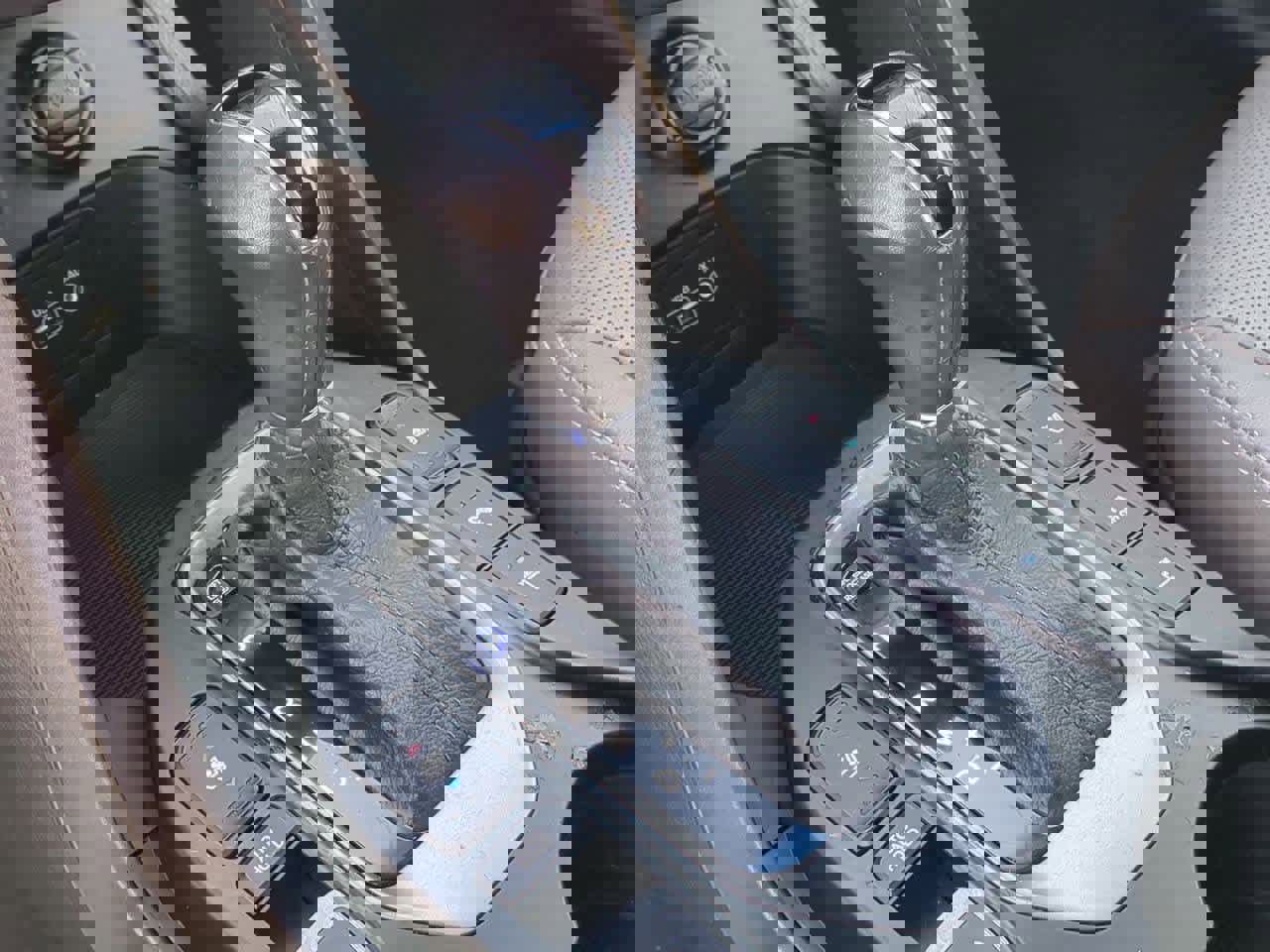 Used 2017 Hyundai Santa Fe Limited image 35