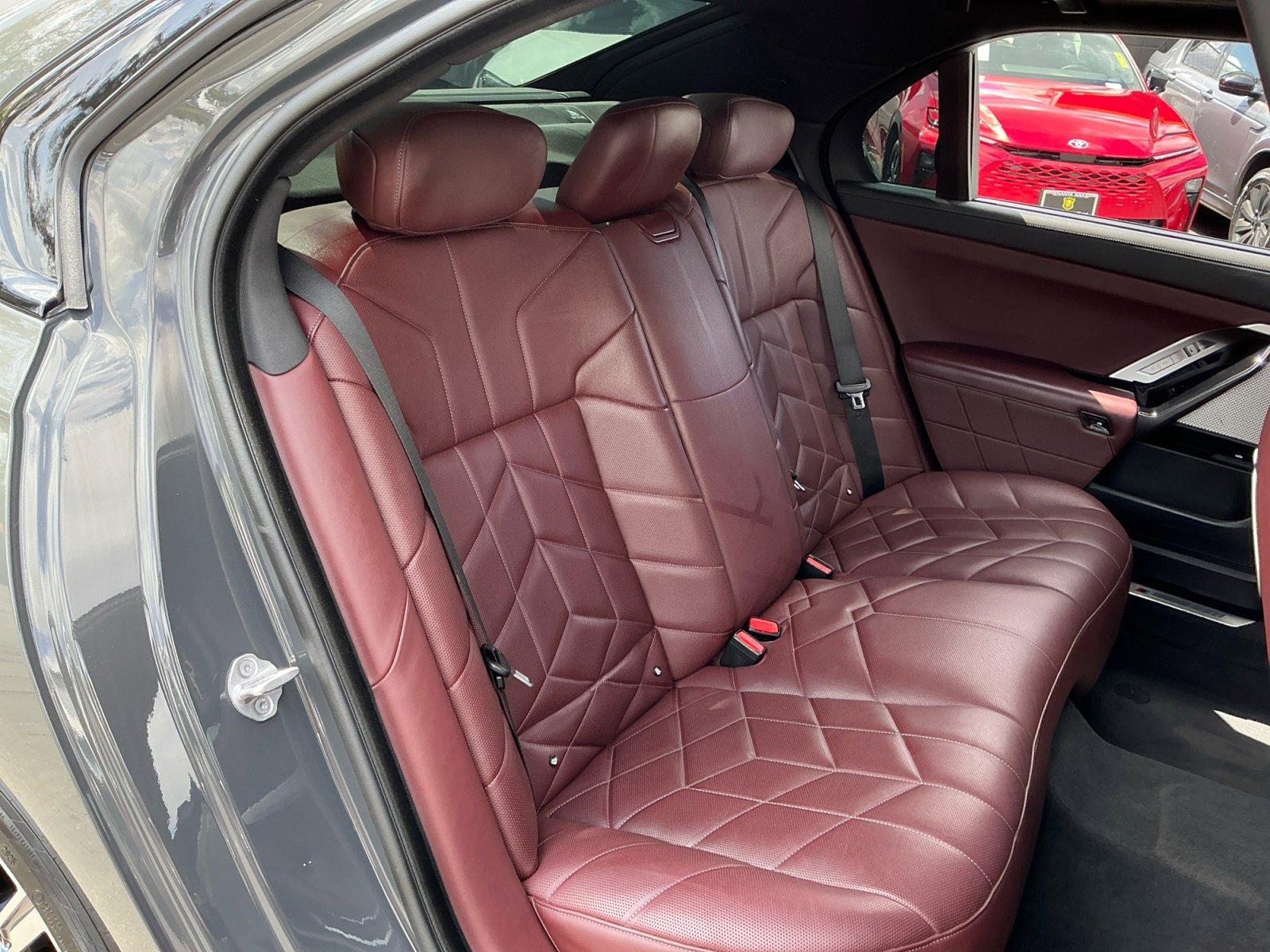 Used 2023 BMW 740i RWD image 20