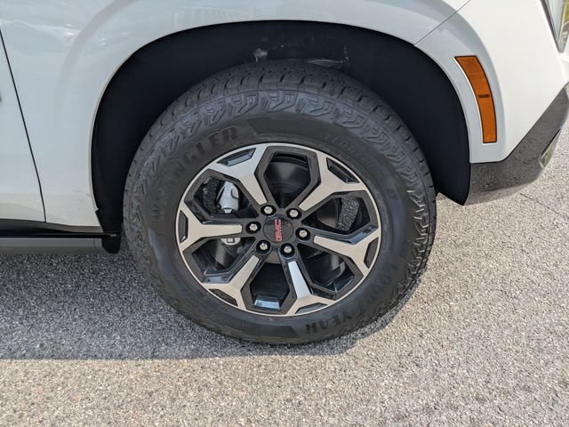 New 2026 GMC Yukon AT4 AWD/4WD image 12